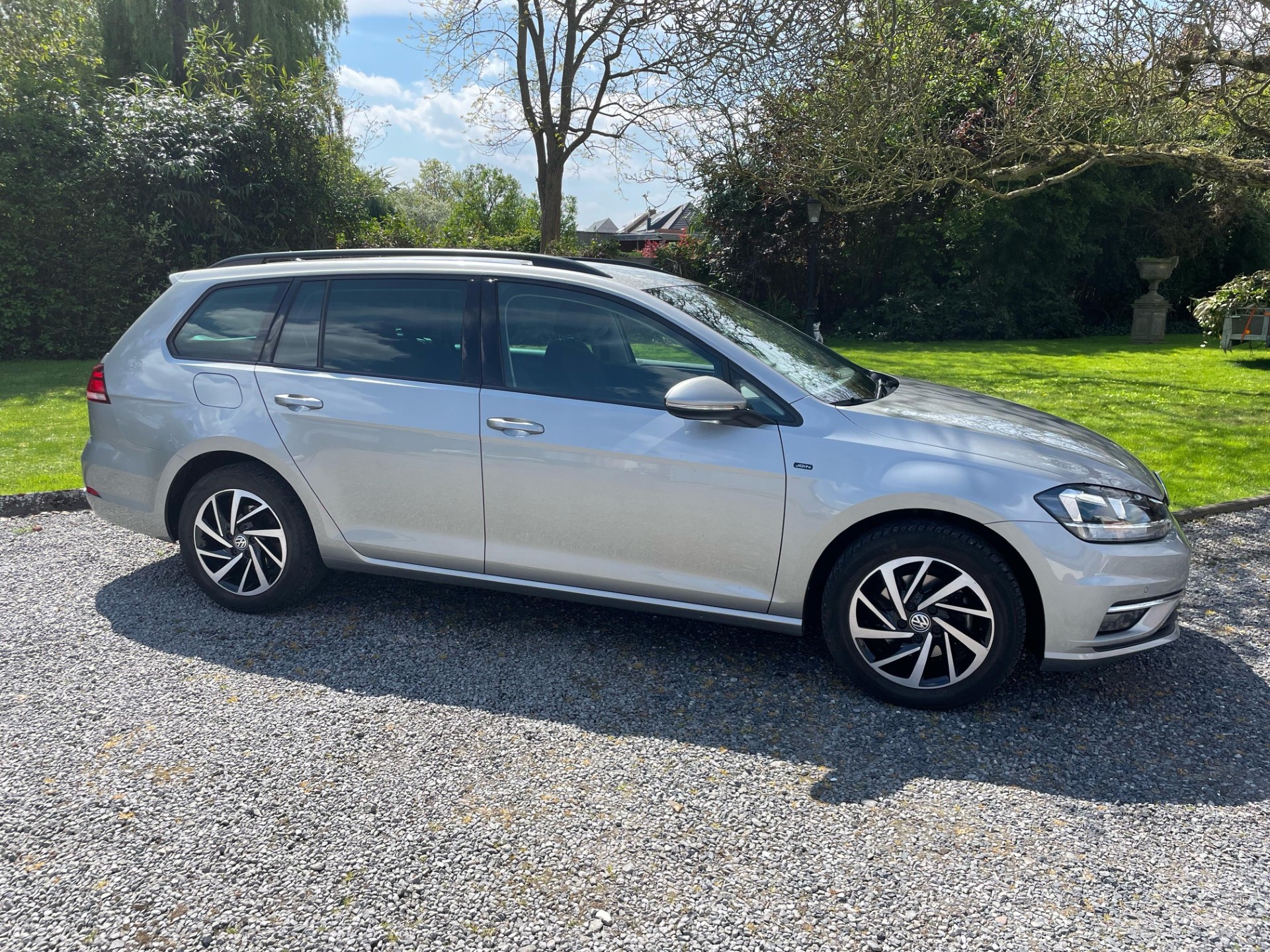 Volkswagen Golf VII Variant